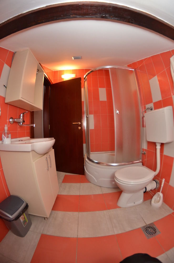 Hotel Prenociste Stojic Novi Sad Exterior foto