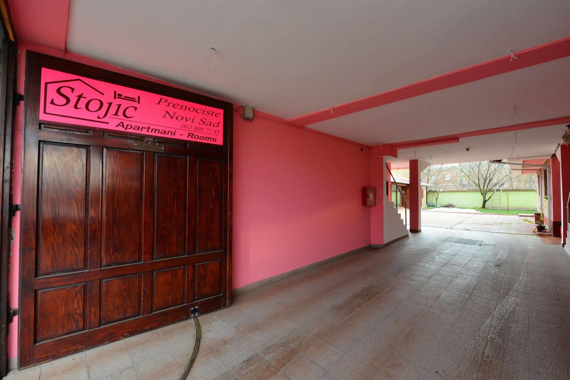 Hotel Prenociste Stojic Novi Sad Exterior foto