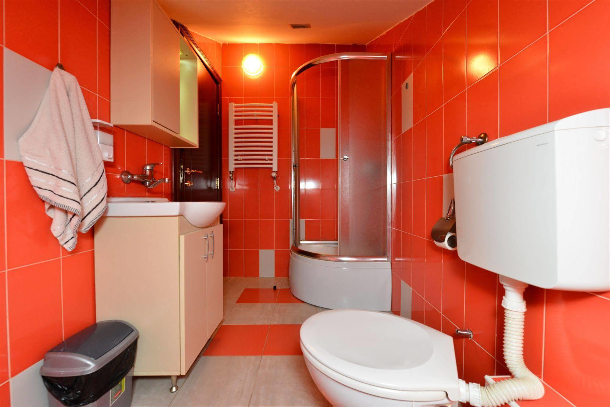 Hotel Prenociste Stojic Novi Sad Exterior foto